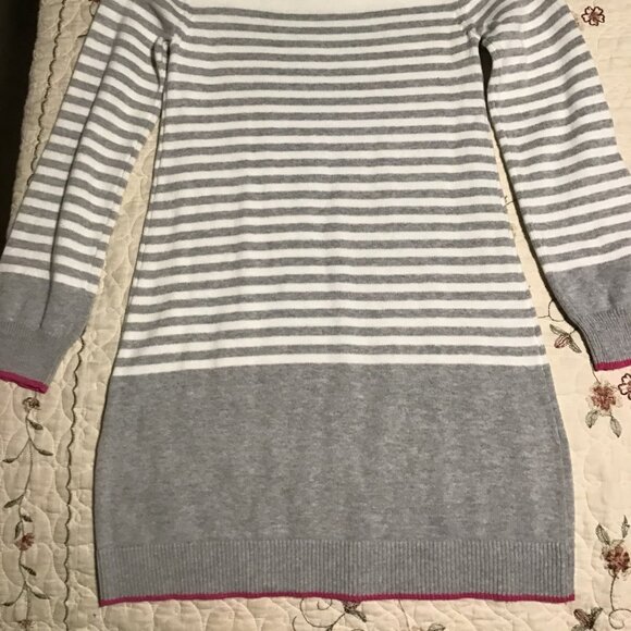 Gymboree Girl's Sweater Dress--Gray/White with Pink Accents--Size 8 - Picture 2 of 3